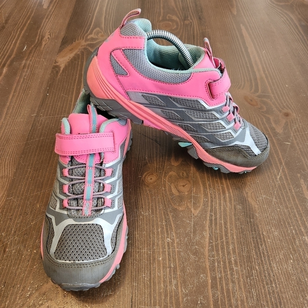 Merrell Kids Moab FST Waterproof Low Shoes SZ 6M Gray Pink MK159195Y Select Dry